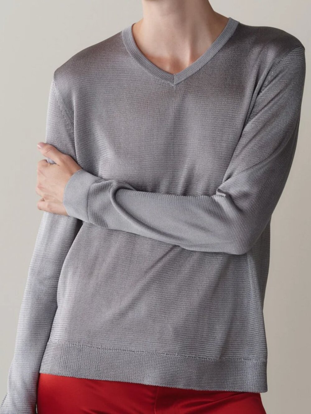 Donni. The Slinky V-Neck